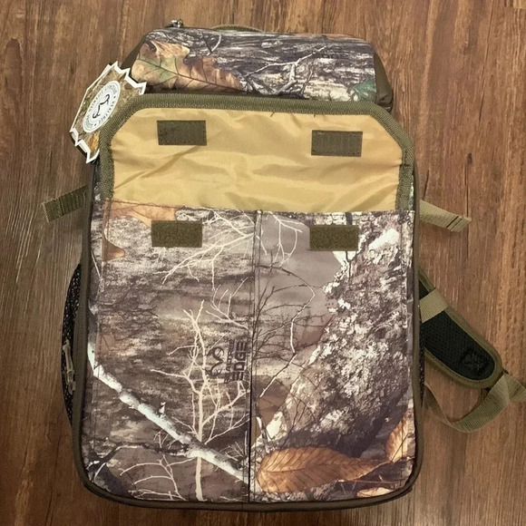 Igloo 30 Can Gizmo Backpack Cooler RealTree Insulated New - Picture 8 of 13